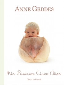 Libro Recuerdos De Mis Primeros Cinco Años: Diario del Bebe (2011)