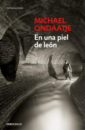 Libro En una piel de leon (2016)